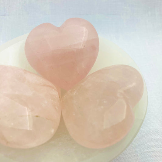 Rose quartz heart palm